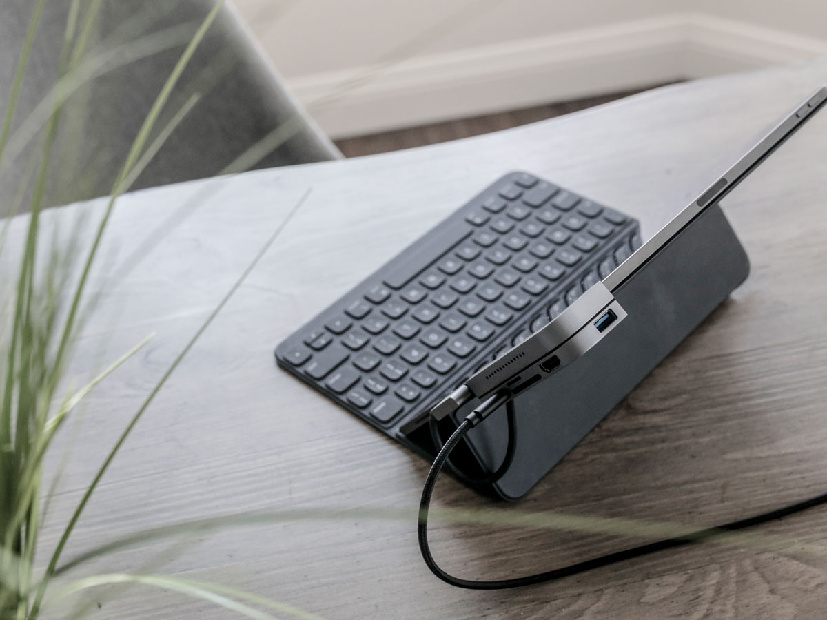 Kanex iAdapt 6-in-1 USB-C Hub voor iPad Pro - Space Grey