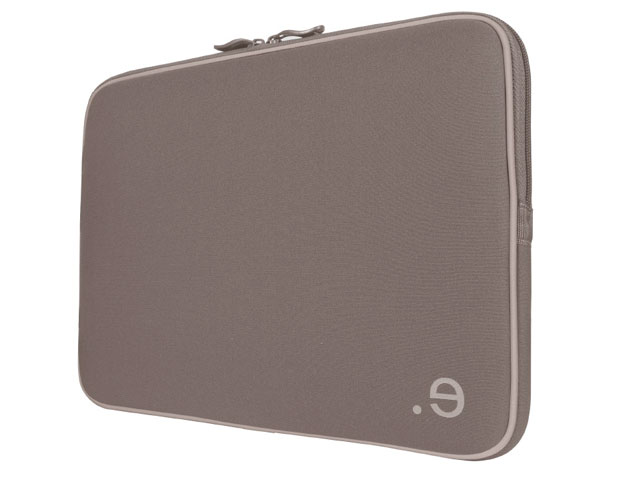 be.ez La Robe Deep Sleeve - MacBook Pro 15