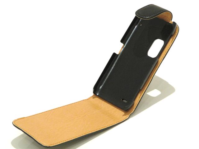 Classic Leather Case voor Nokia E7