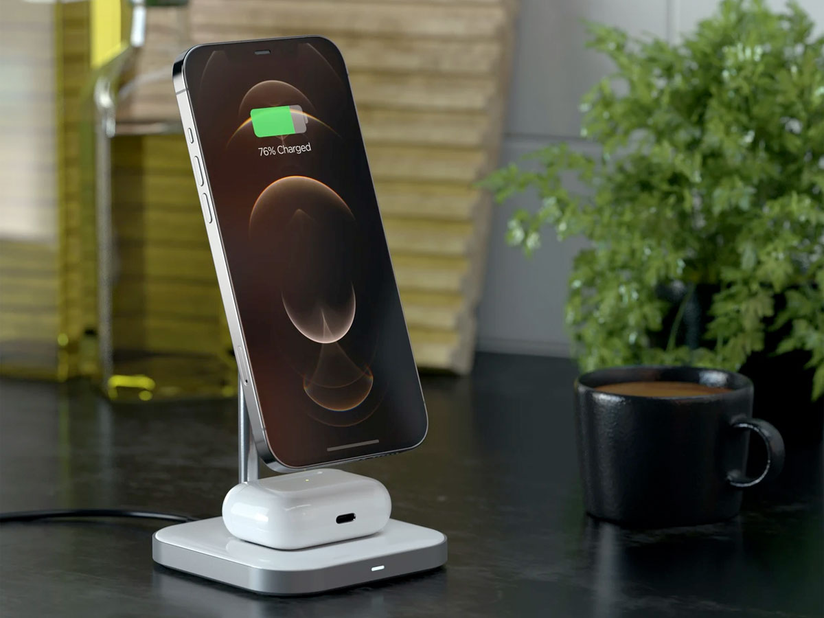 Satechi Aluminum 2-in-1 Magnetic Wireless Charging Stand