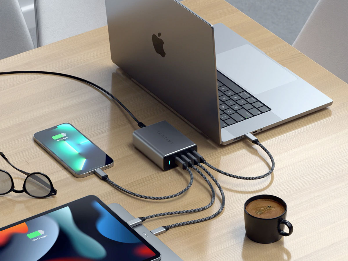 Satechi 165W USB-C PD 4-Port GaN Charger - Oplader met 4 Aansluitingen