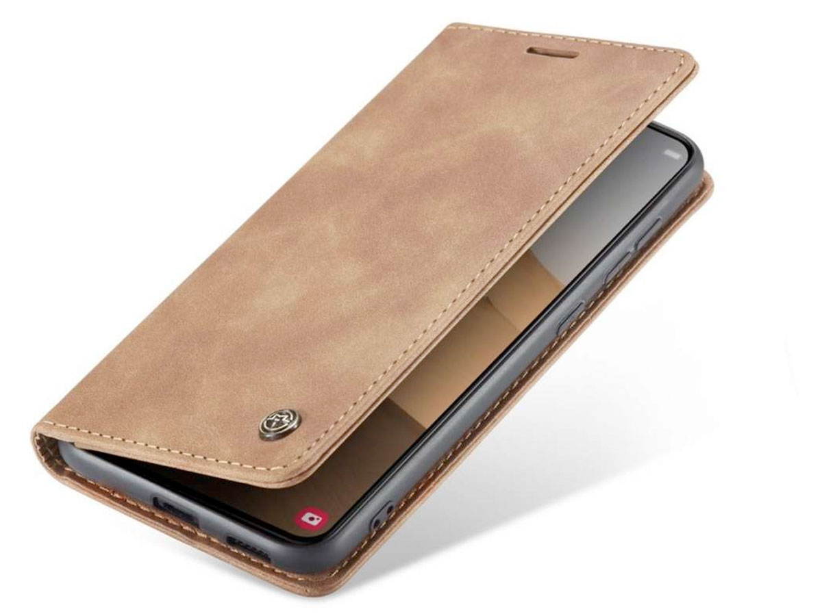 CaseMania Vintage Slim Bookcase Tan - Samsung Galaxy S21 FE hoesje