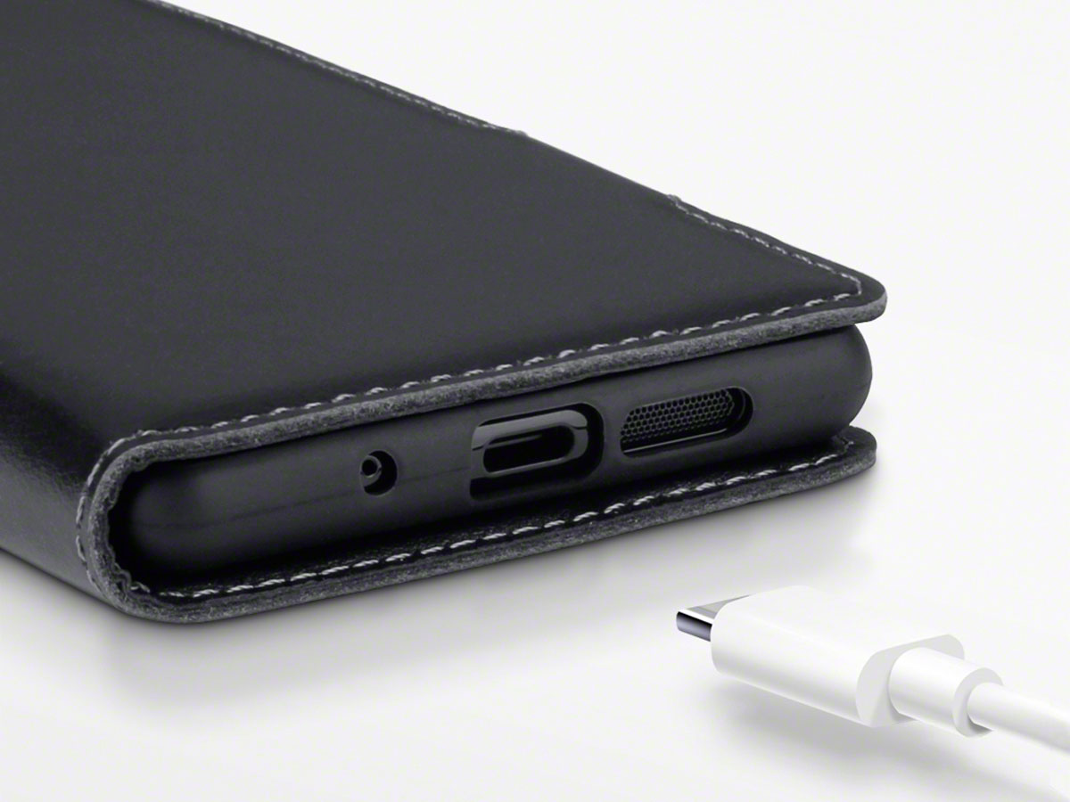 CaseBoutique Slim Leather Case Zwart - Sony Xperia 5 hoesje