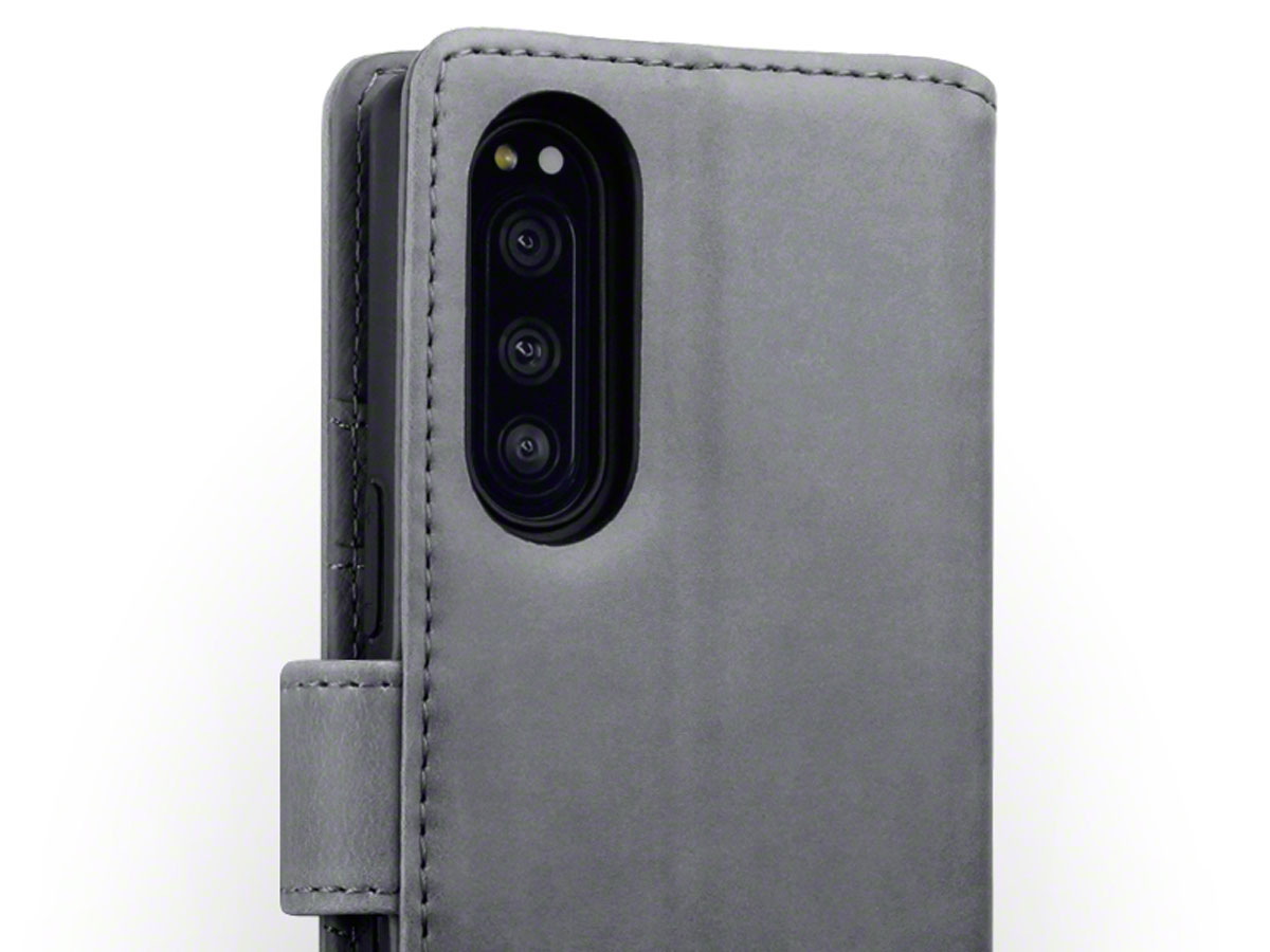 CaseBoutique Leather Wallet Case Grijs - Sony Xperia 5 hoesje