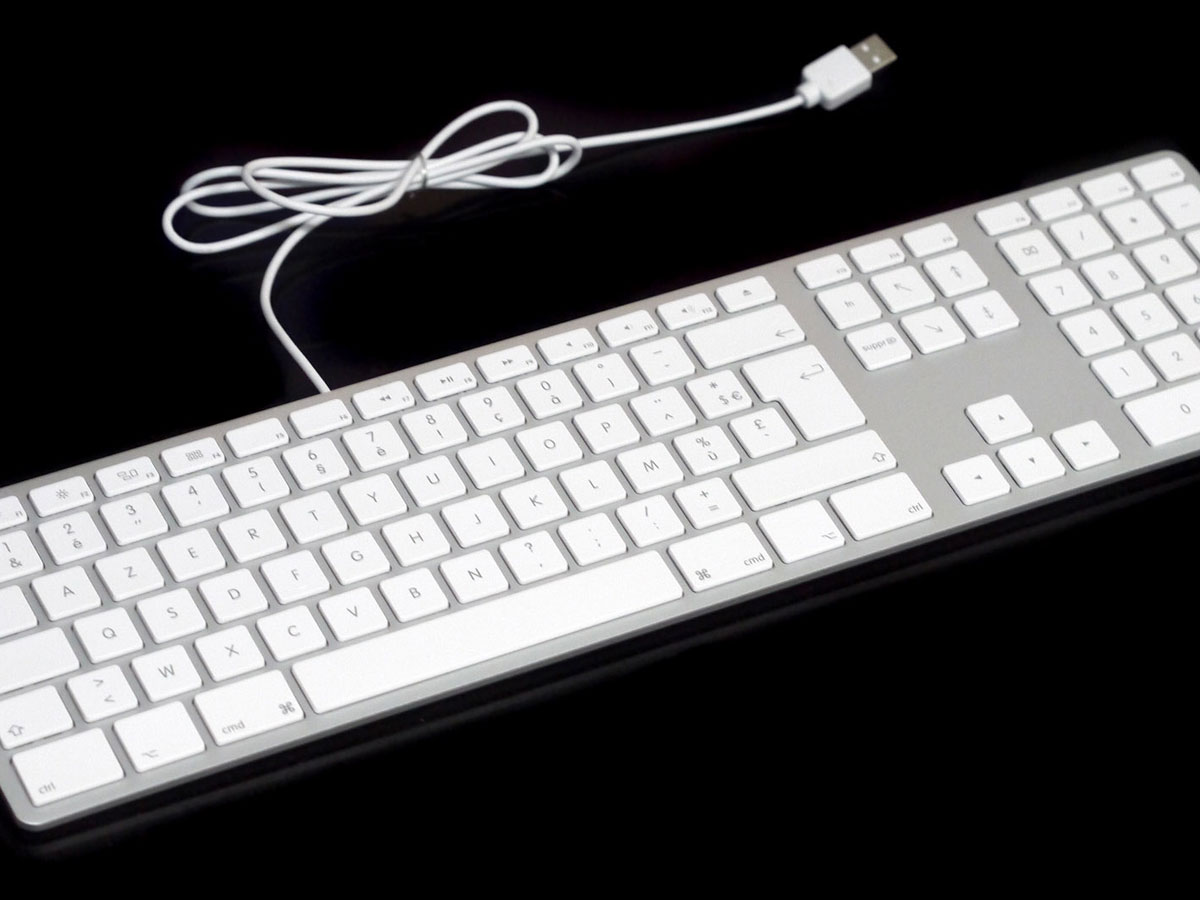 Matias Wired Aluminum Keyboard AZERTY (Silver)