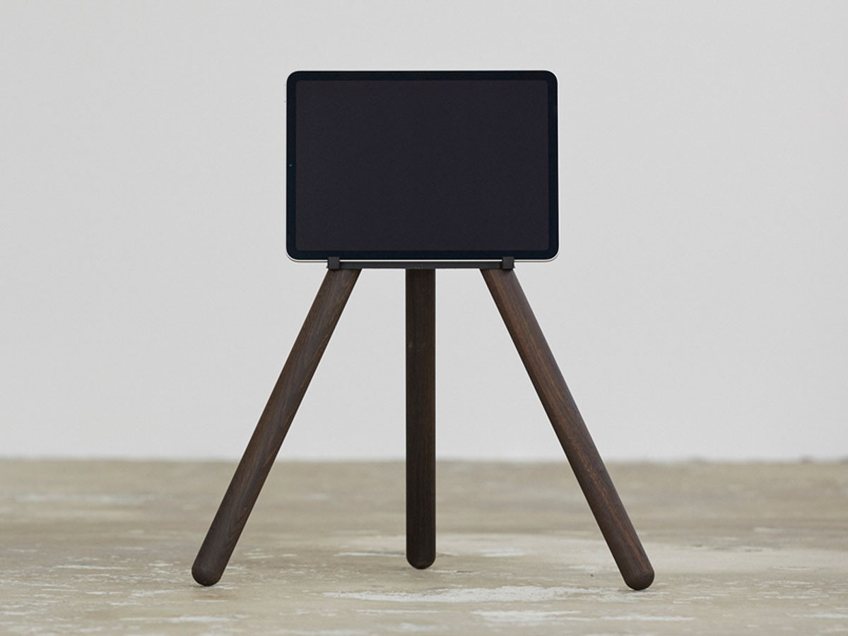 Tons iPad Core Stand Smoked Oak - Tablet Stand voor Fitness Apps