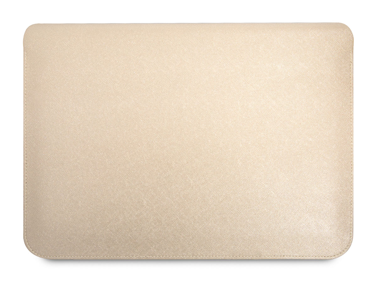 Guess Saffiano Triangle Sleeve Goud - MacBook Pro 16