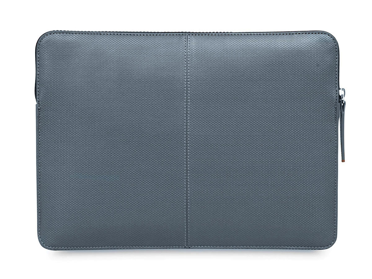 Knomo Embossed Sleeve Silver - MacBook Pro 15