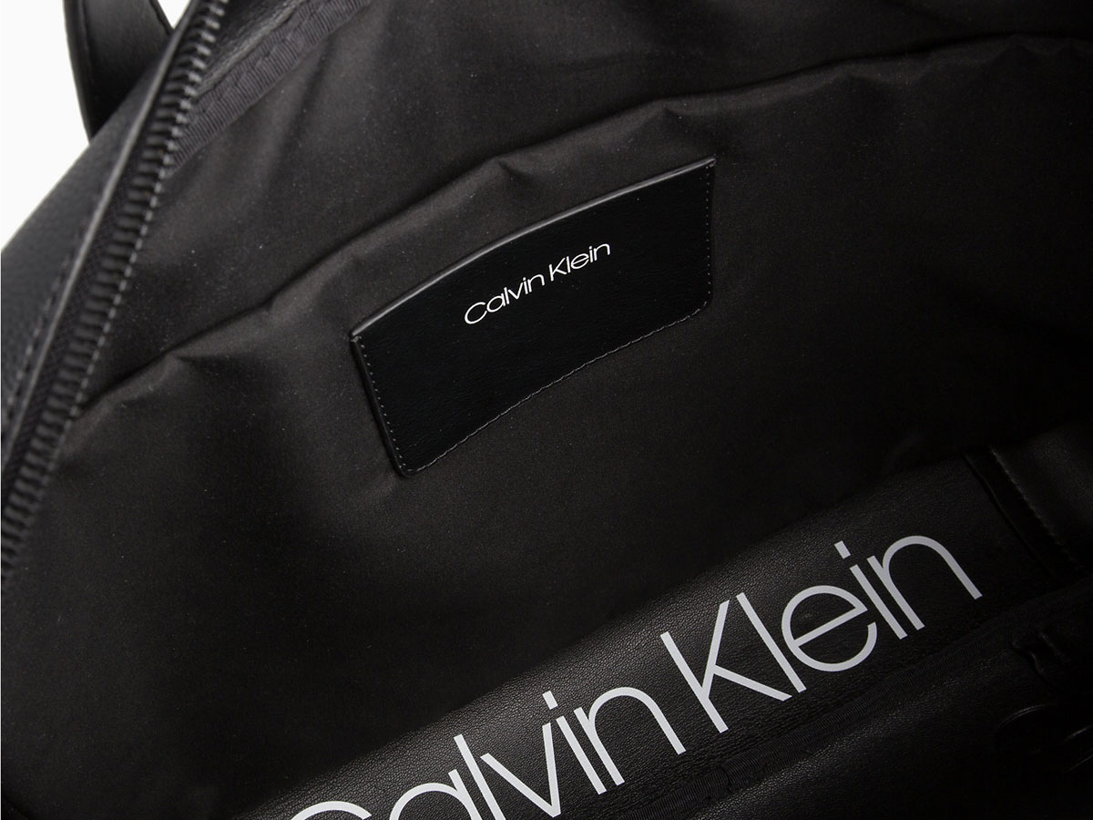 Calvin Klein Elevated Logo Laptop Bag Laptoptas Zwart