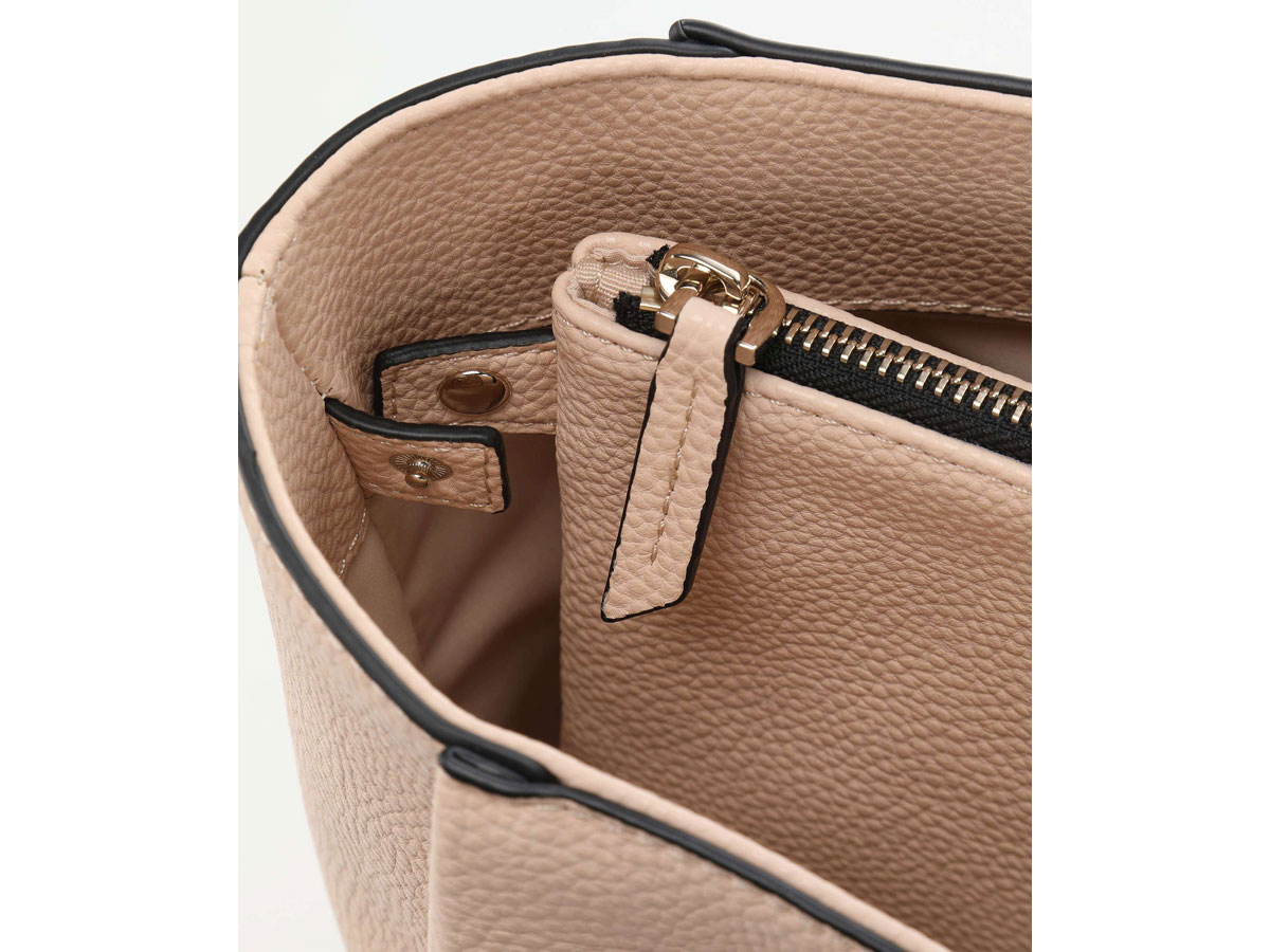 Calvin Klein Laptop Tote Light Sand - Dames Laptoptas met Sleeve