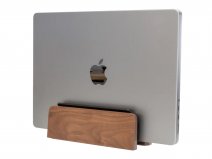 Balolo Laptop Dock Walnut - Verticale Laptop Standaard Hout