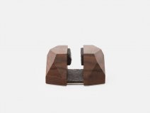 Oakywood Vertical Laptop Dock Walnut - Houten MacBook Standaard