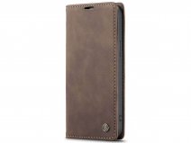 CaseMania Vintage Slim Bookcase Bruin - iPhone 13 Pro hoesje