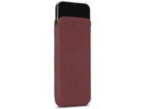 Sena Ultraslim Sleeve Rood Leer - iPhone 13 Pro hoesje