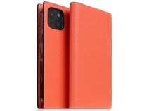 SLG Design D8 Folio Leer Coral - iPhone 14 hoesje