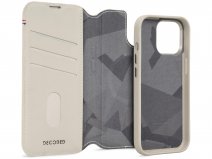 Decoded Leather Detachable Wallet Case Clay - iPhone 15 Pro Max hoesje