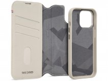 Decoded Leather Detachable Wallet Case Beige - iPhone 15 Pro Max hoesje