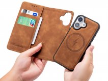 CaseMania 2in1 Bookcase MagSafe Cognac - iPhone 17 Hoesje