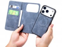CaseMania 2in1 Bookcase MagSafe Grijs - iPhone 17 Pro Hoesje