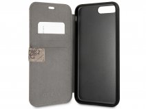 Guess Monogram Bookcase Bruin - iPhone 8+/7+/6+ hoesje
