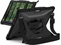 Urban Armor Gear Plasma - Surface Pro 9/10/11 hoesje Handvat Schouderband