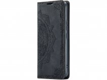 CaseMania Mandala BookCase Zwart - Samsung Galaxy S24+ hoesje