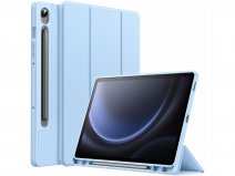 CaseMania Samsung Galaxy Tab S9 FE hoesje Lichtblauw - Smart Stand Case met S-Pen Houder