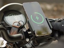 SP-Connect Universal Charging Phone Clamp - Telefoonhouder met Lader